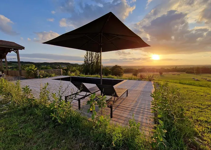 Maison Colline - With Pool And Stunning View * Saint-Étienne-de-Villeréal
